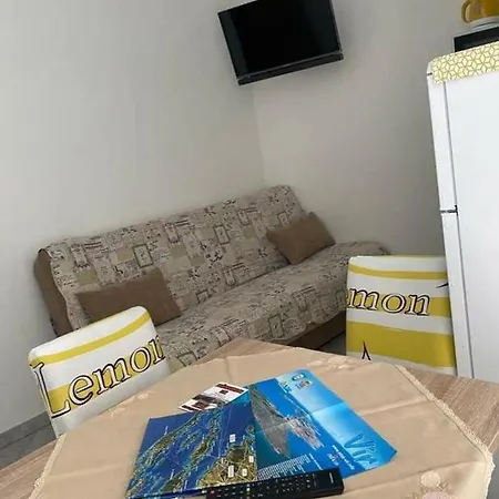 Apartment N.n Vir
