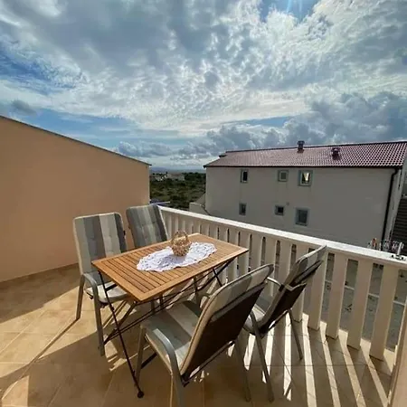 N.n Apartment